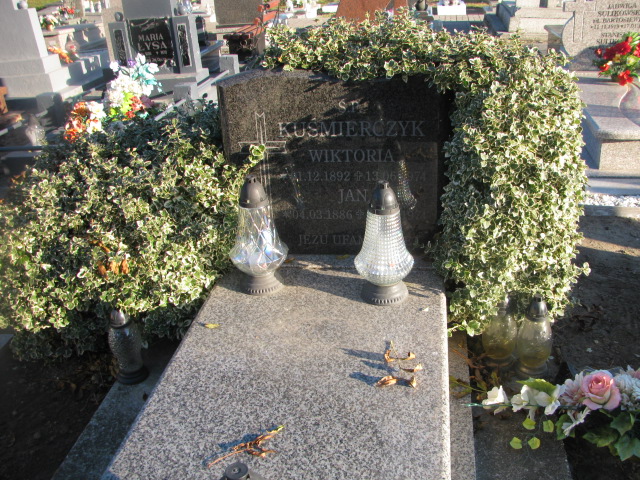 Grób Jan Kuśmierczyk